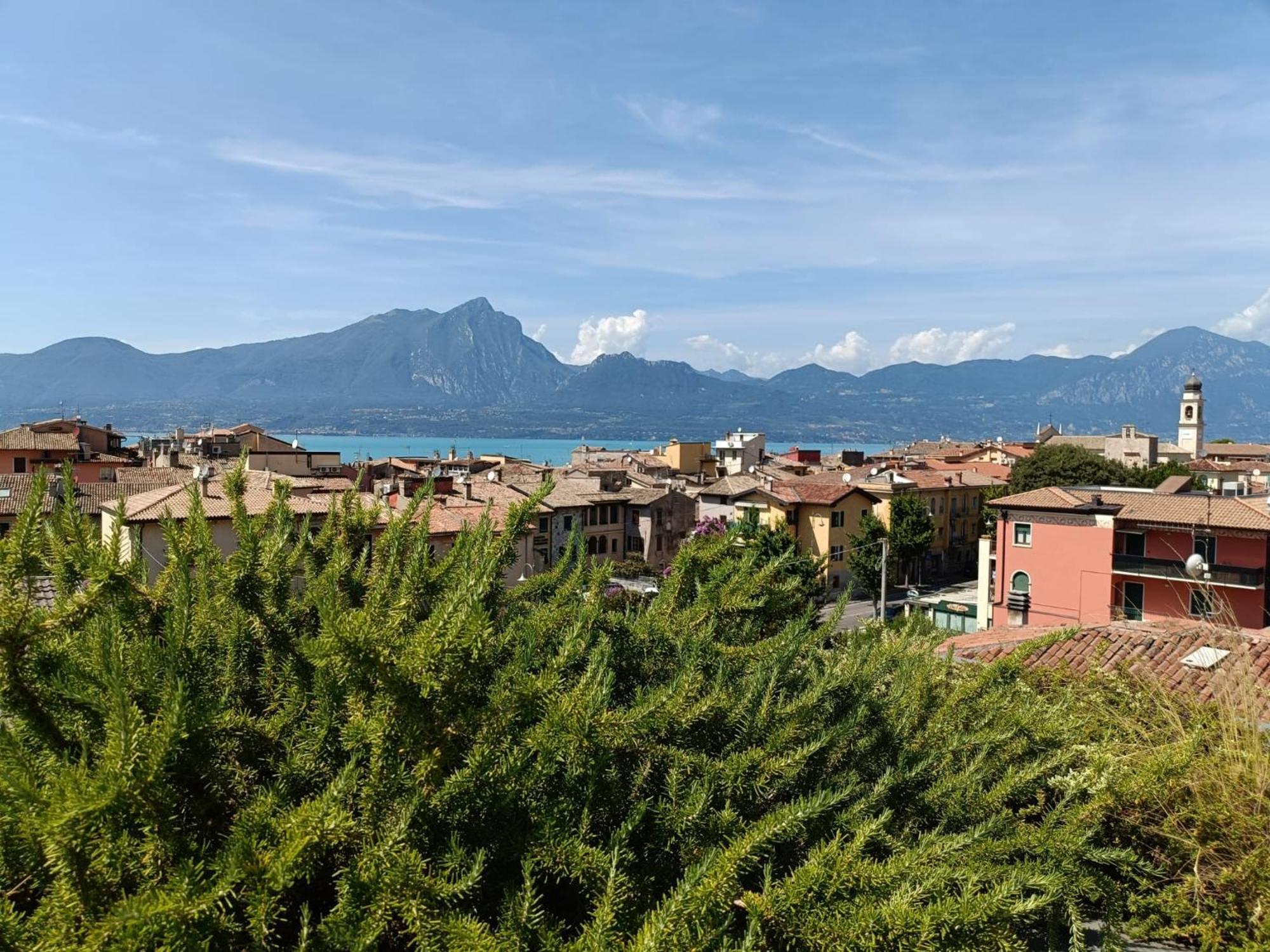 Suite Laura - Torri Del Benaco Exteriör bild