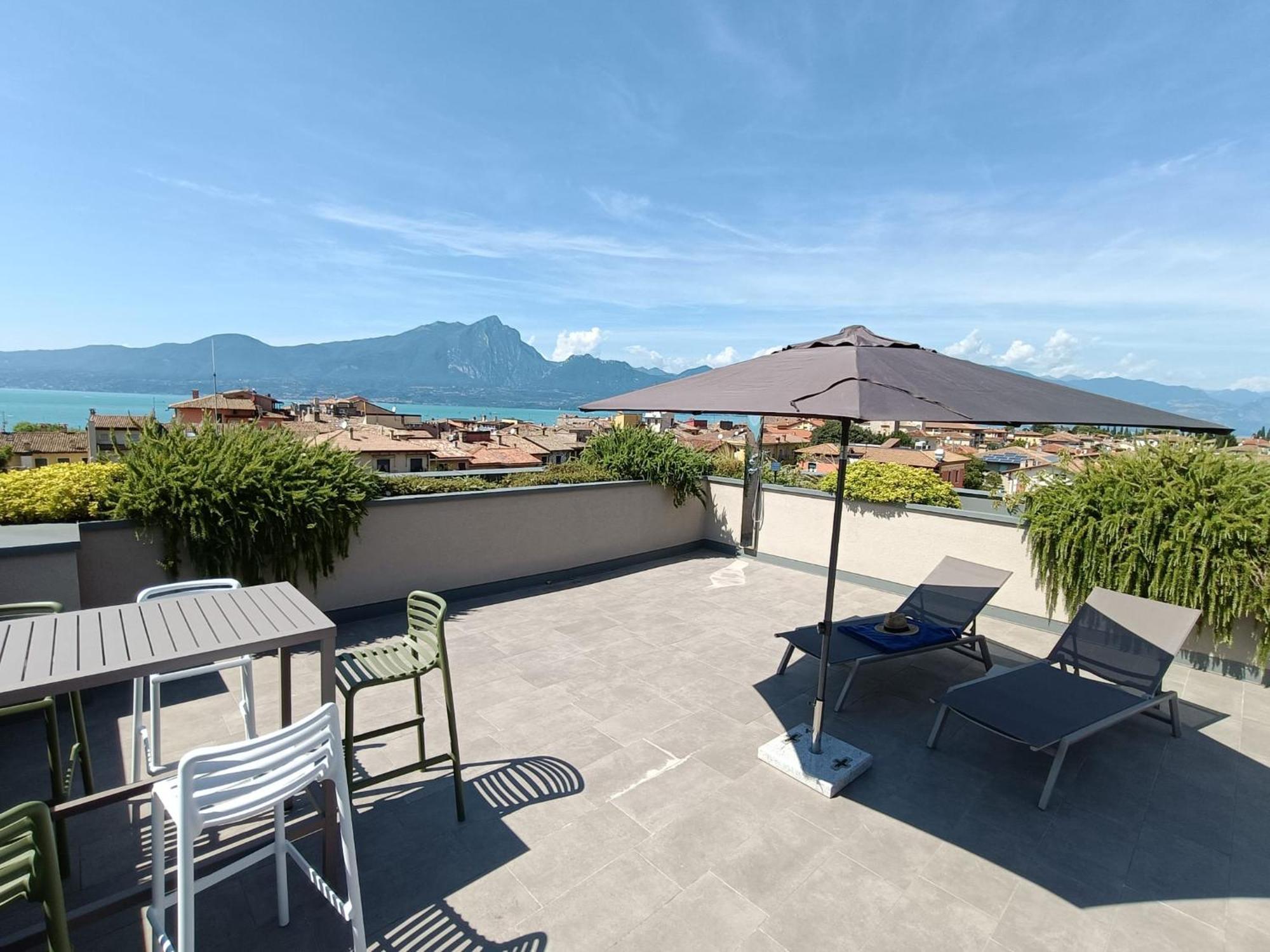 Suite Laura - Torri Del Benaco Exteriör bild