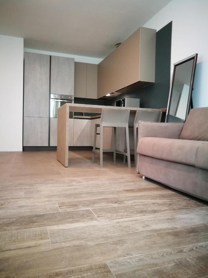 Suite Laura - Torri Del Benaco Exteriör bild